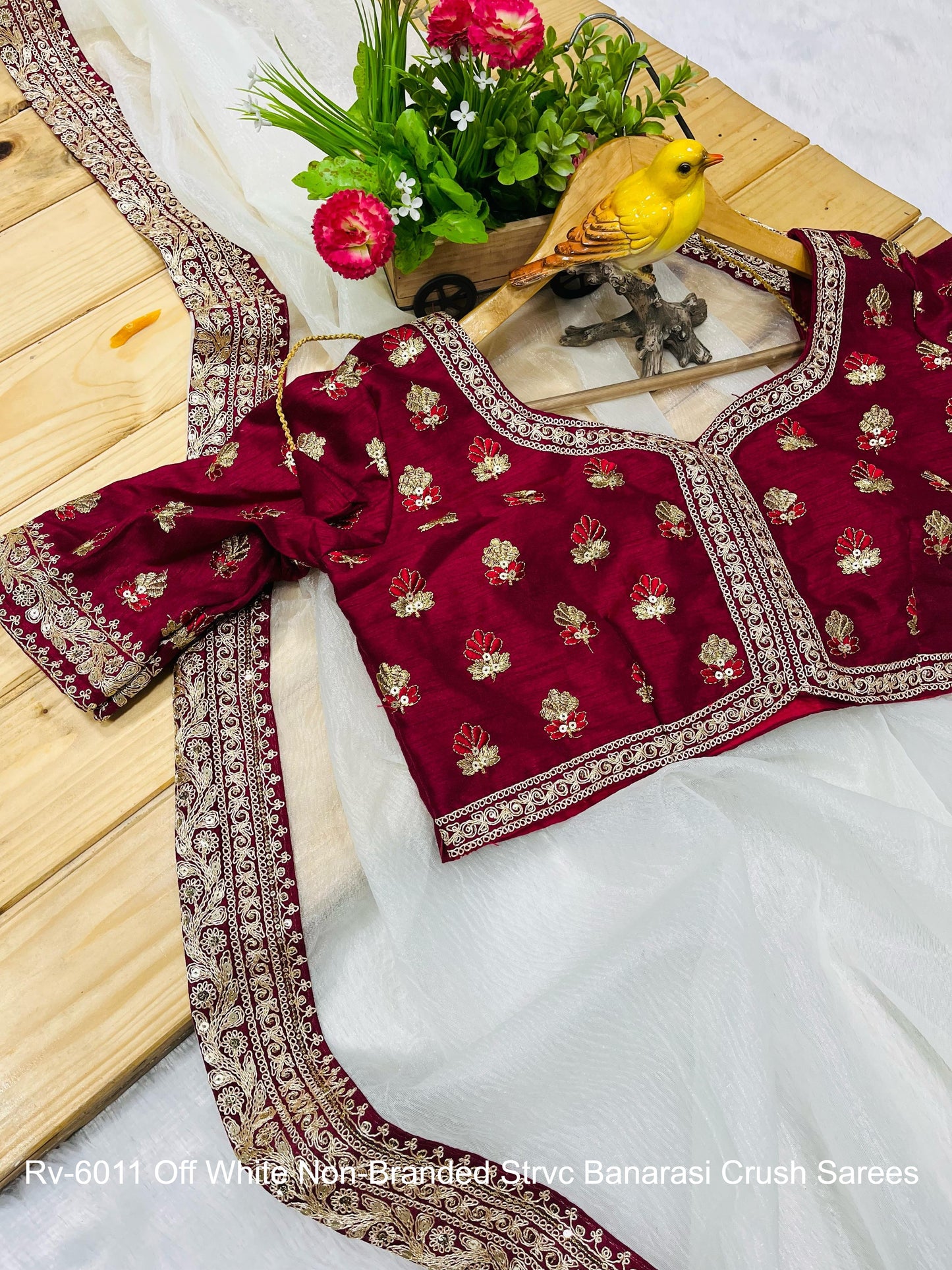 Rv-6011 Off White Non-Branded Strvc Banarasi Crush Sarees