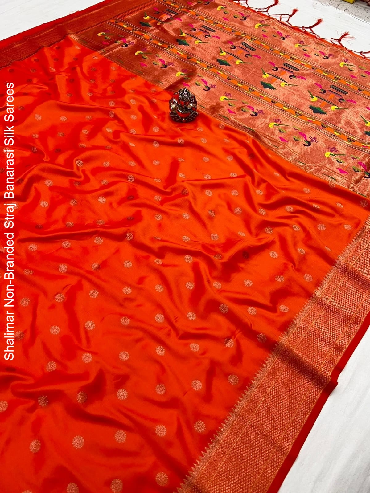 Shalimar Non-Branded Straj Banarasi Silk Sarees