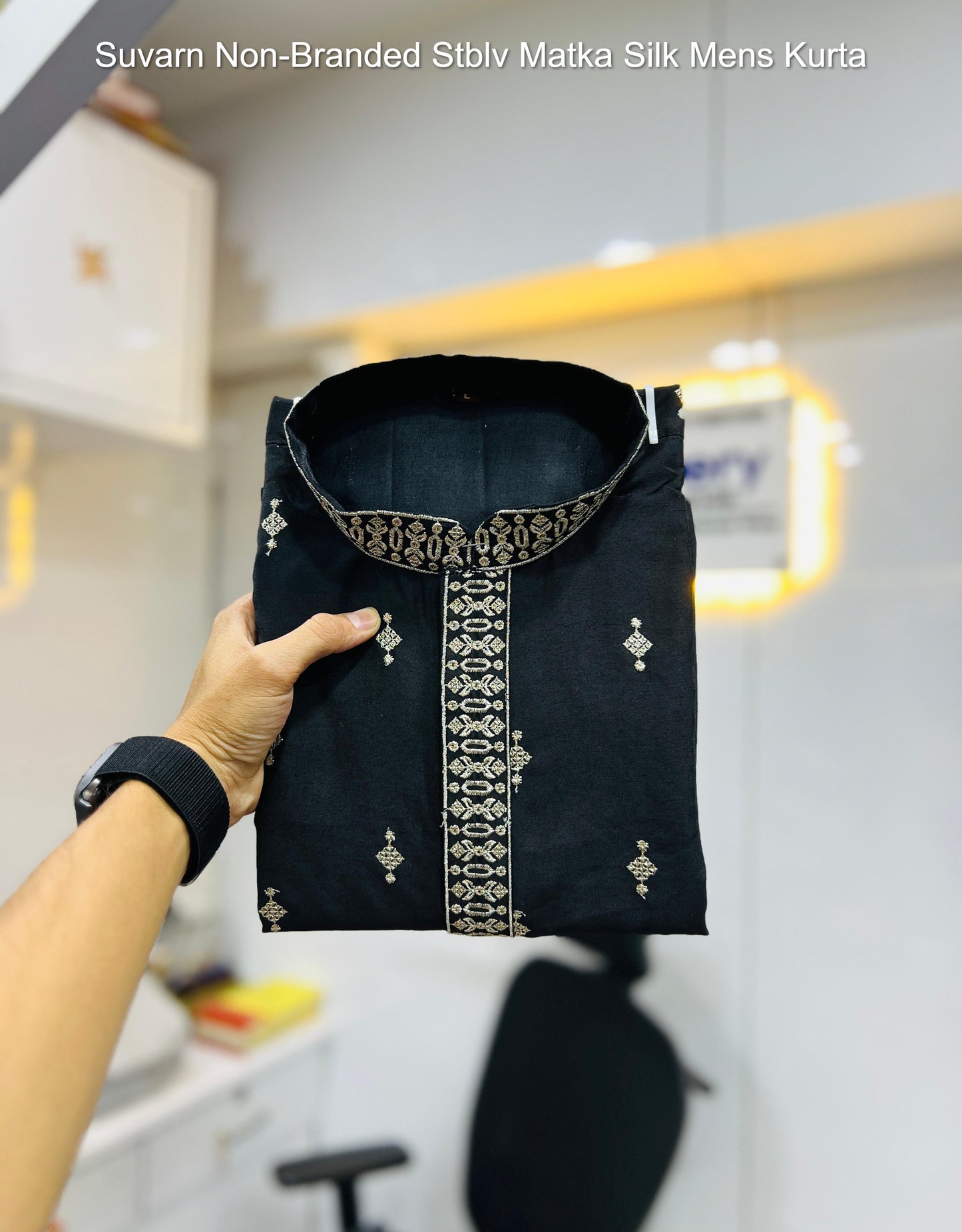 Suvarn Non-Branded Stblv Matka Silk Mens Kurta