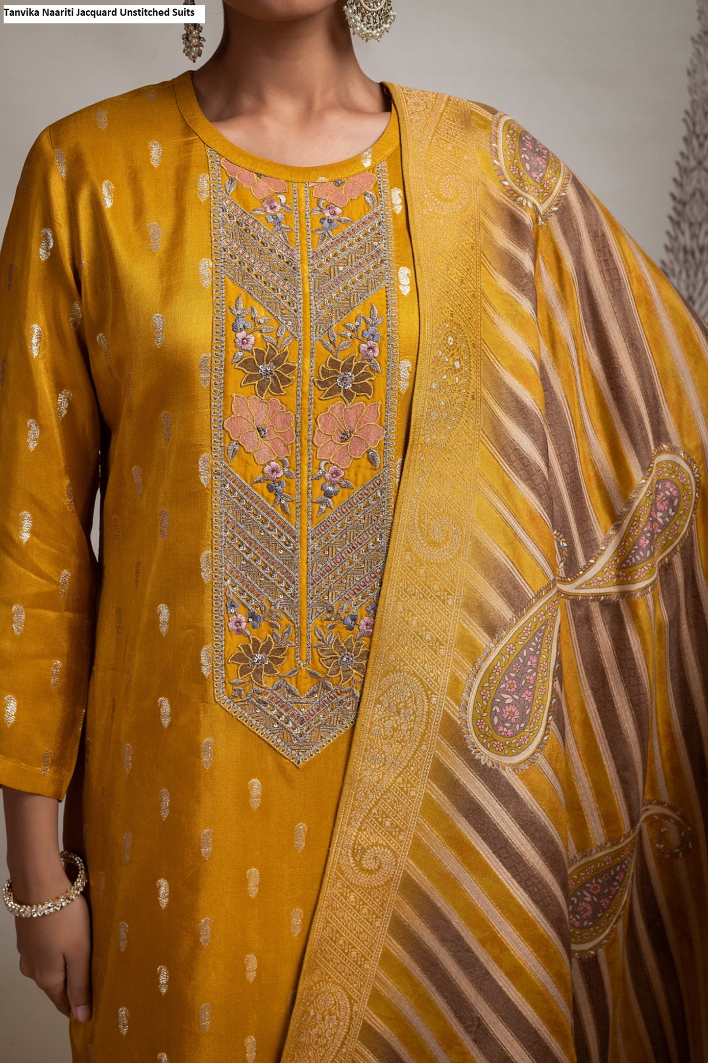 Tanvika Naariti Jacquard Unstitched Suits