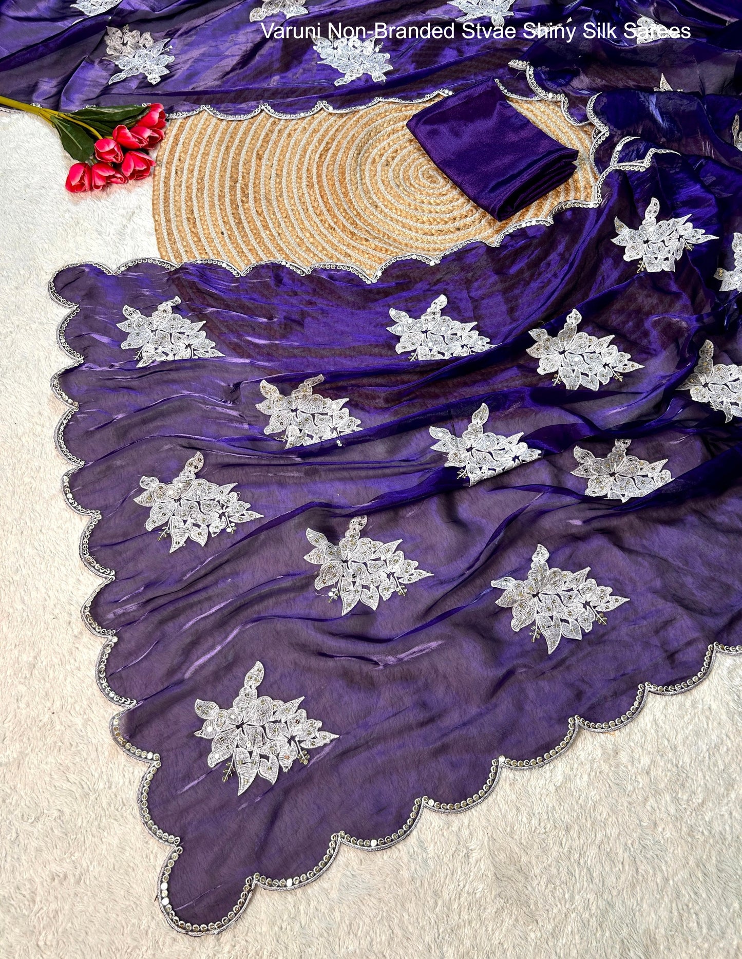 Varuni Non-Branded Stvae Shiny Silk Sarees