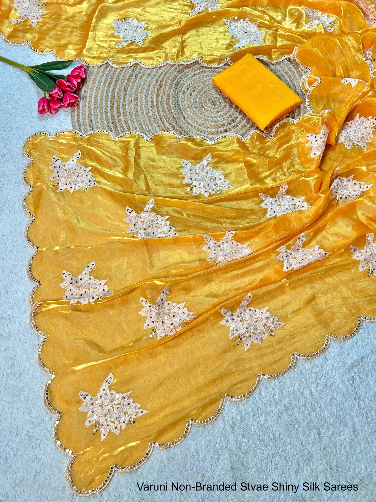 Varuni Non-Branded Stvae Shiny Silk Sarees
