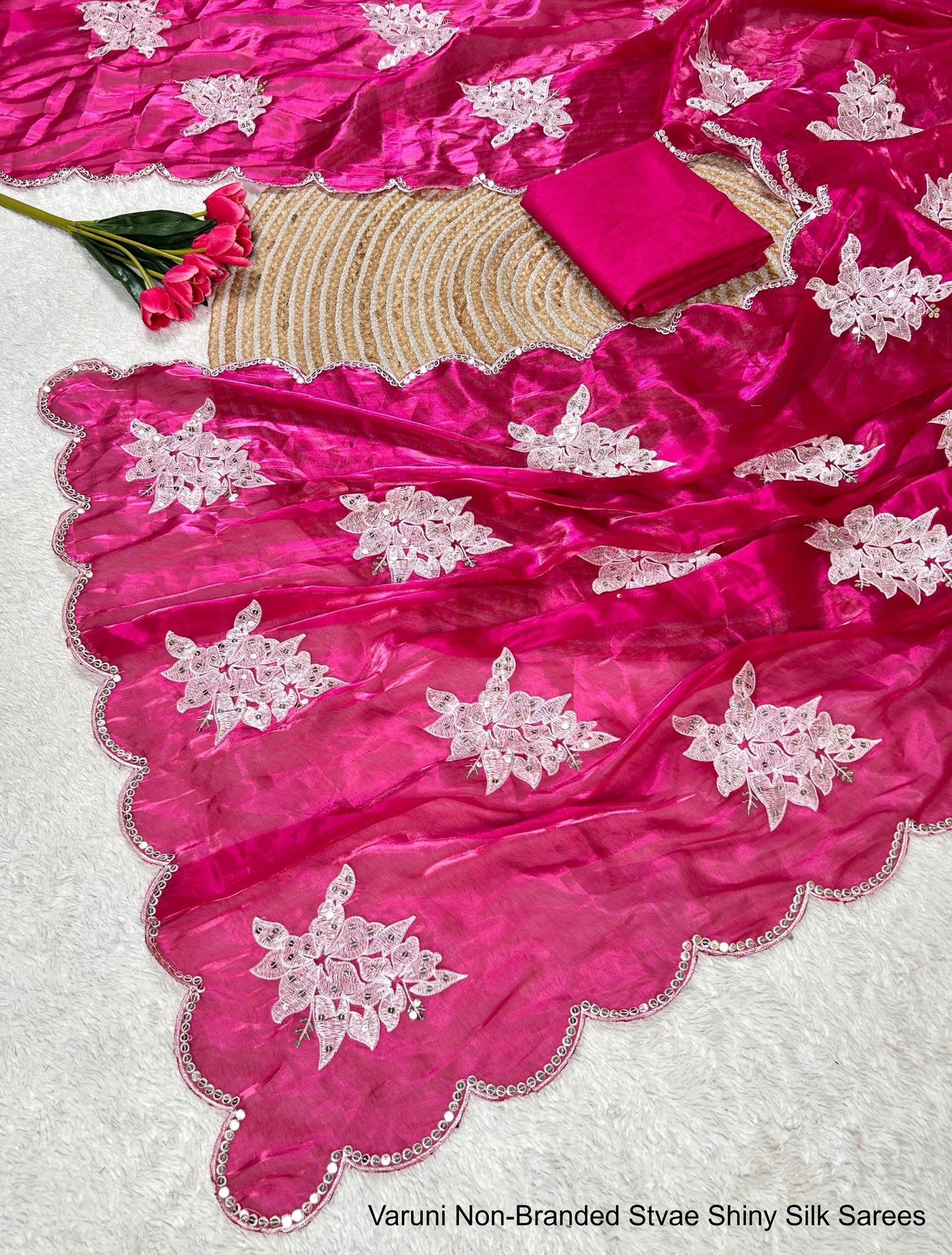 Varuni Non-Branded Stvae Shiny Silk Sarees