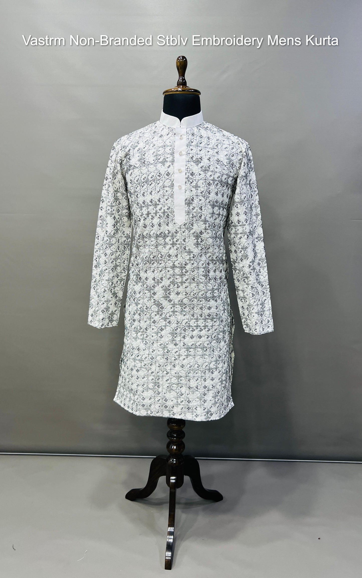 Vastrm Non-Branded Stblv Embroidery Mens Kurta