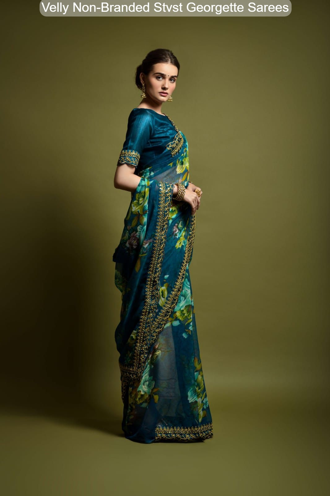 Velly Non-Branded Stvst Georgette Sarees
