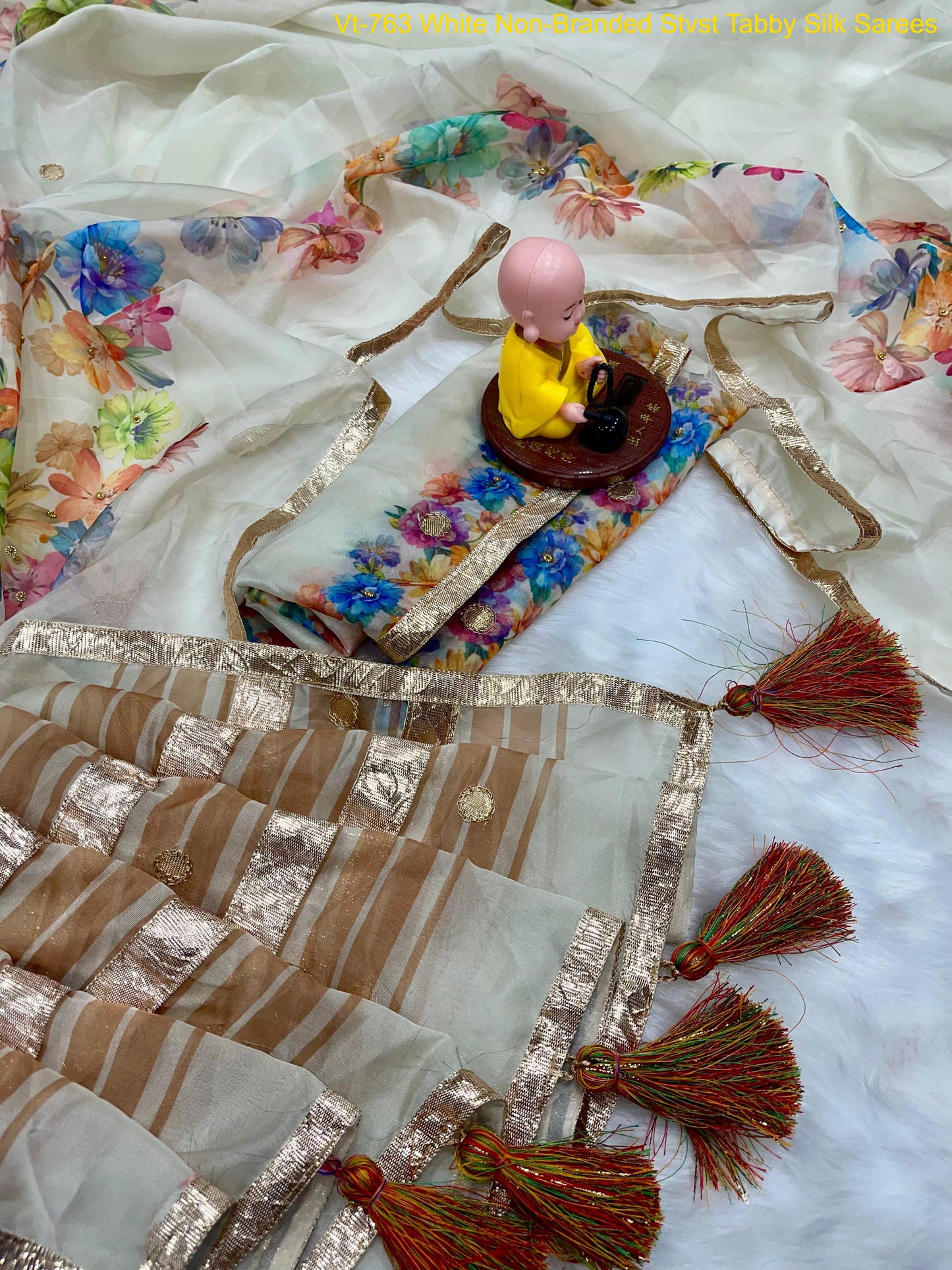 Vt-763 White Non-Branded Stvst Tabby Silk Sarees
