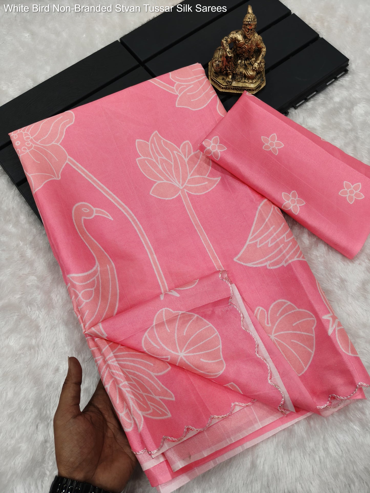 White Bird Non-Branded Stvan Tussar Silk Sarees
