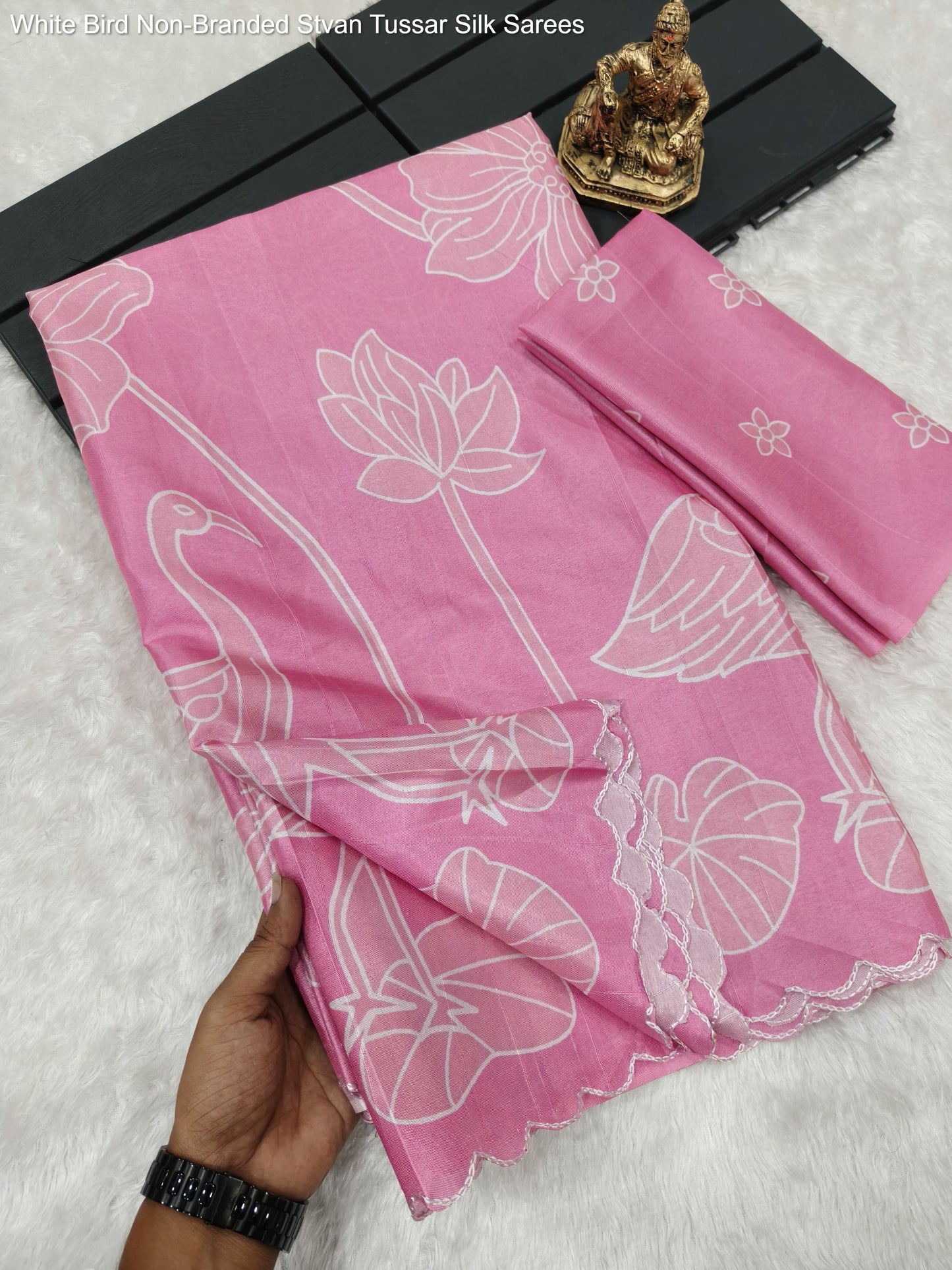 White Bird Non-Branded Stvan Tussar Silk Sarees