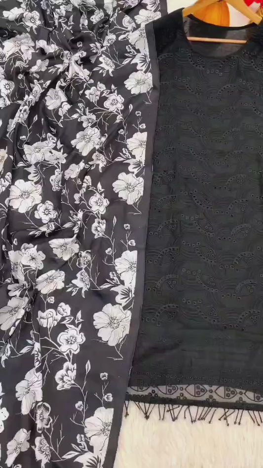 562 Anamsa Rayon Pakistani Readymade Suits