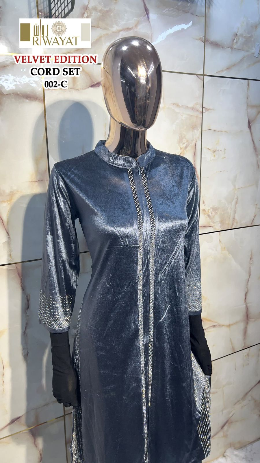 002-C Riwayat Velvet Co Ord Set