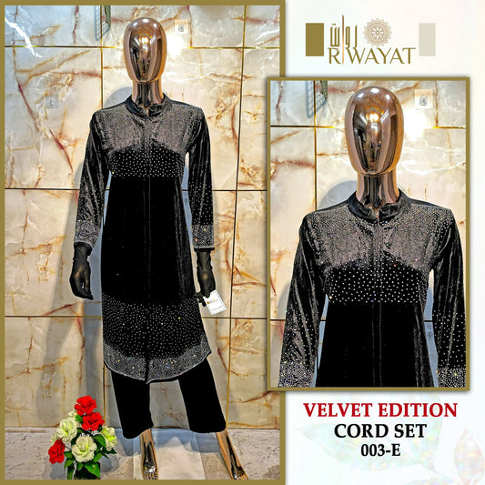 003-E Riwayat Velvet Co Ord Set