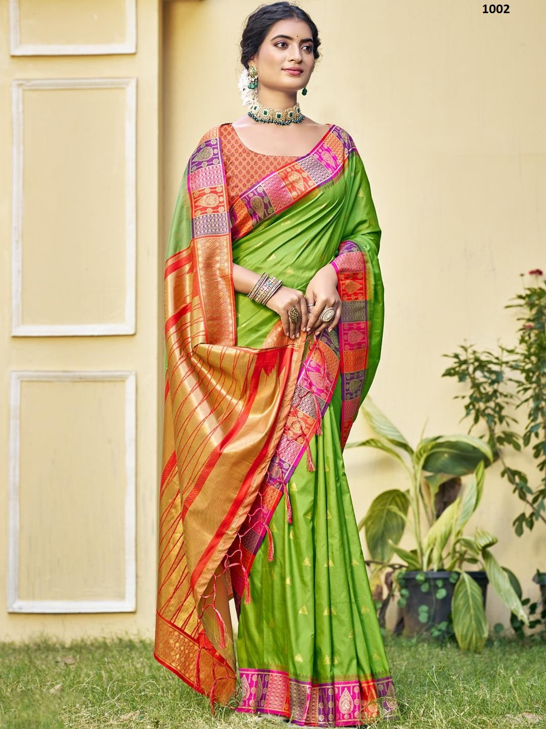 1002 Imperial Bunawat Silk Sarees