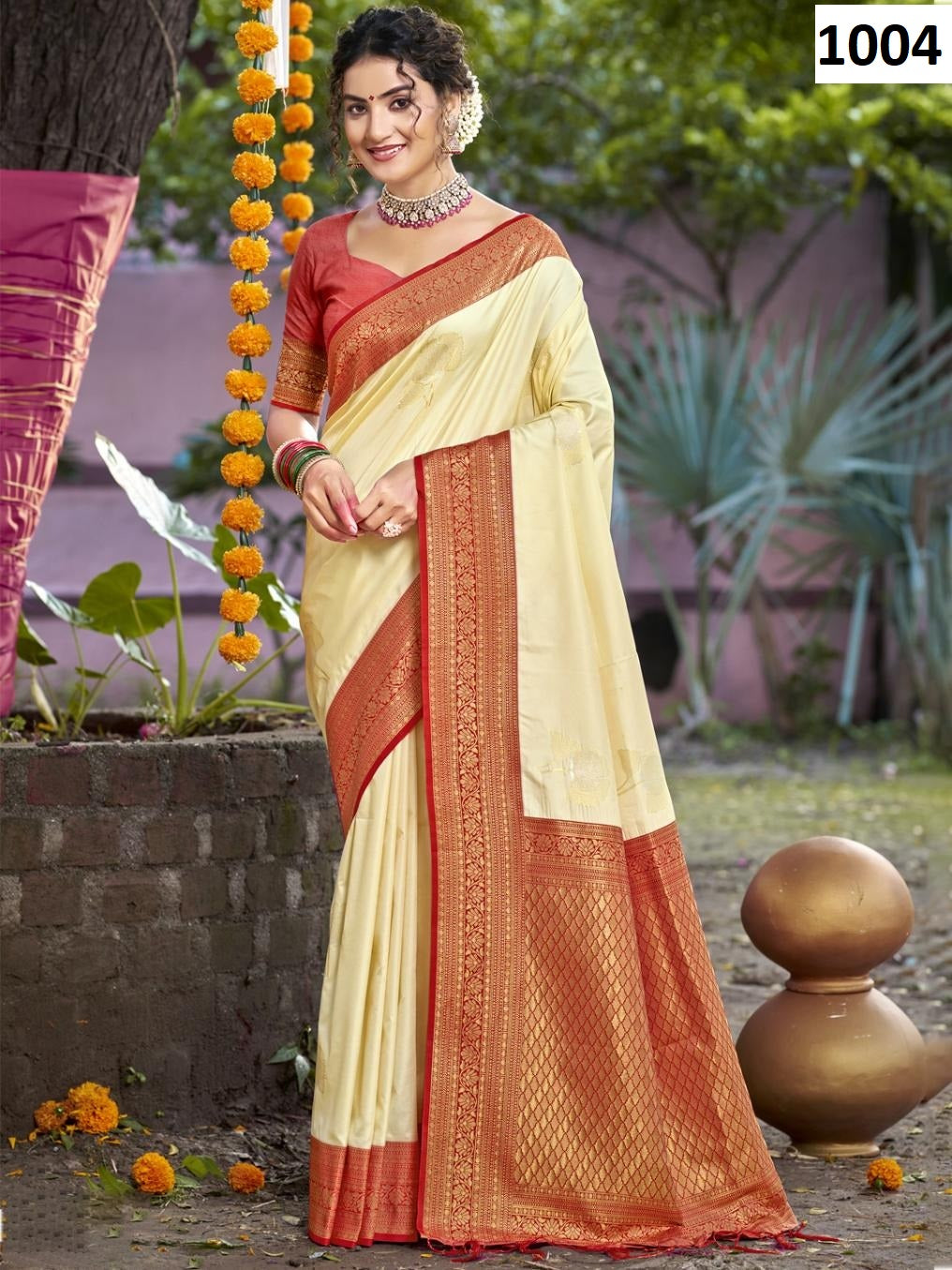 1004 Antique Bunawat Silk Sarees