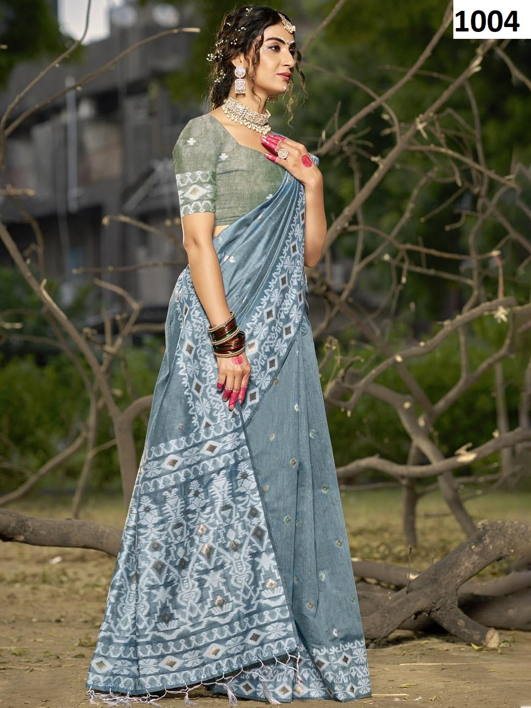 1004 Silver Line Bunawat Cotton Sarees