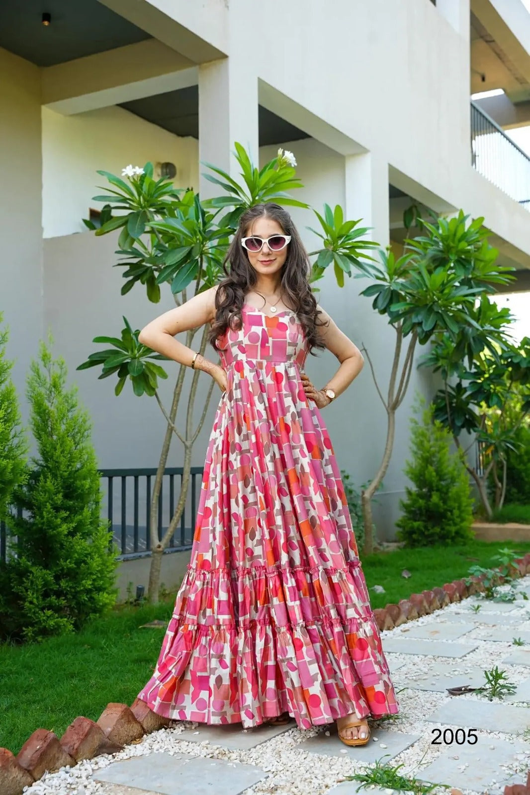2005 Vol 20 Lucaya One Piece Gown