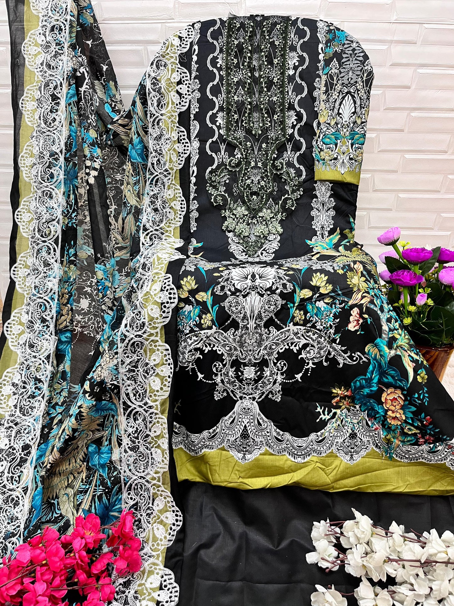 1022A Ezra Embroidery Pakistani Patch Suits