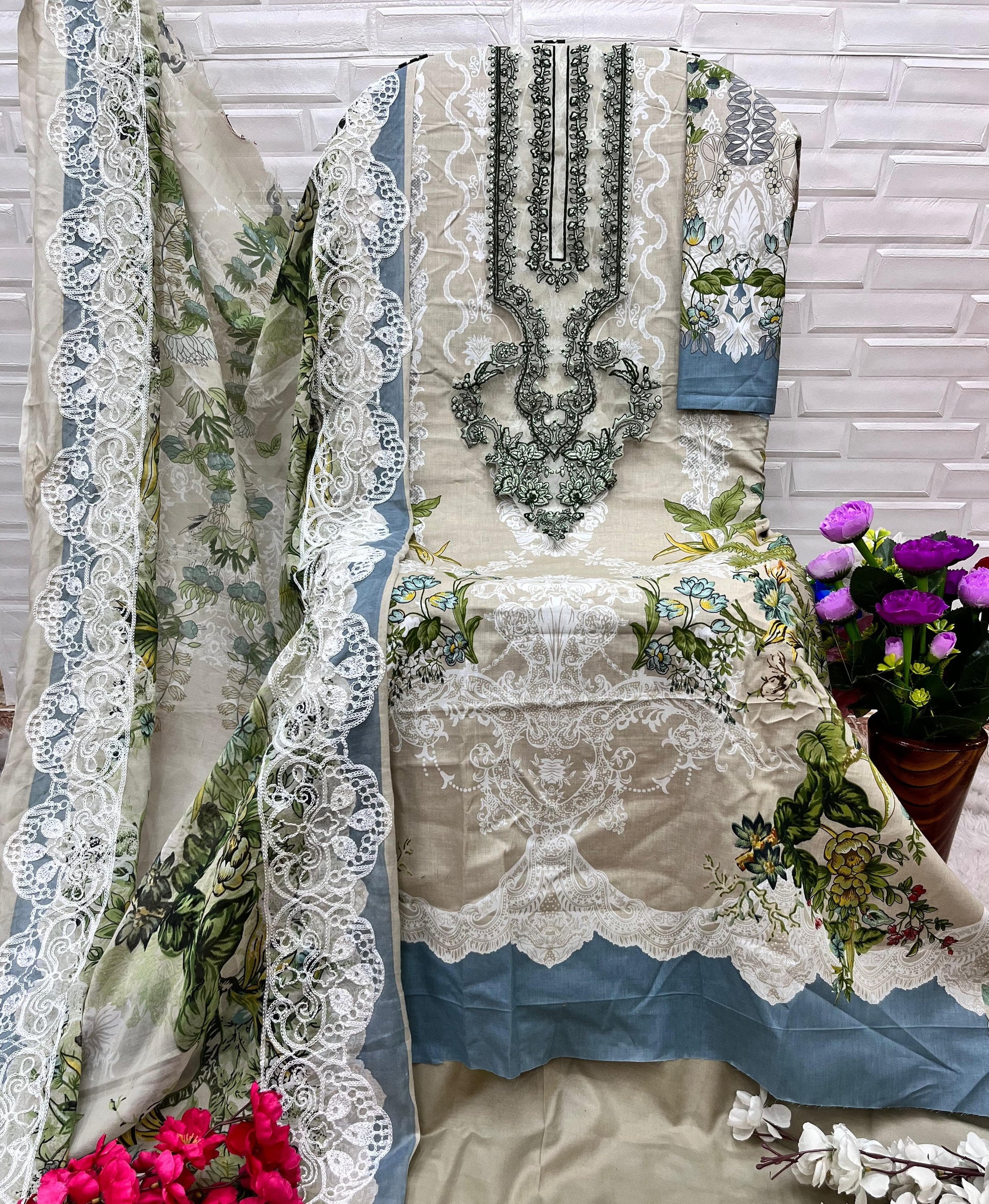 1022A Ezra Embroidery Pakistani Patch Suits