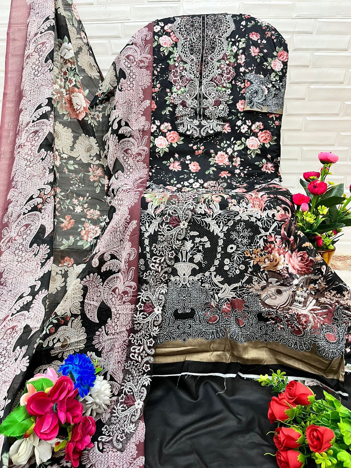 1024A Ezra Cotton Pakistani Patch Suits