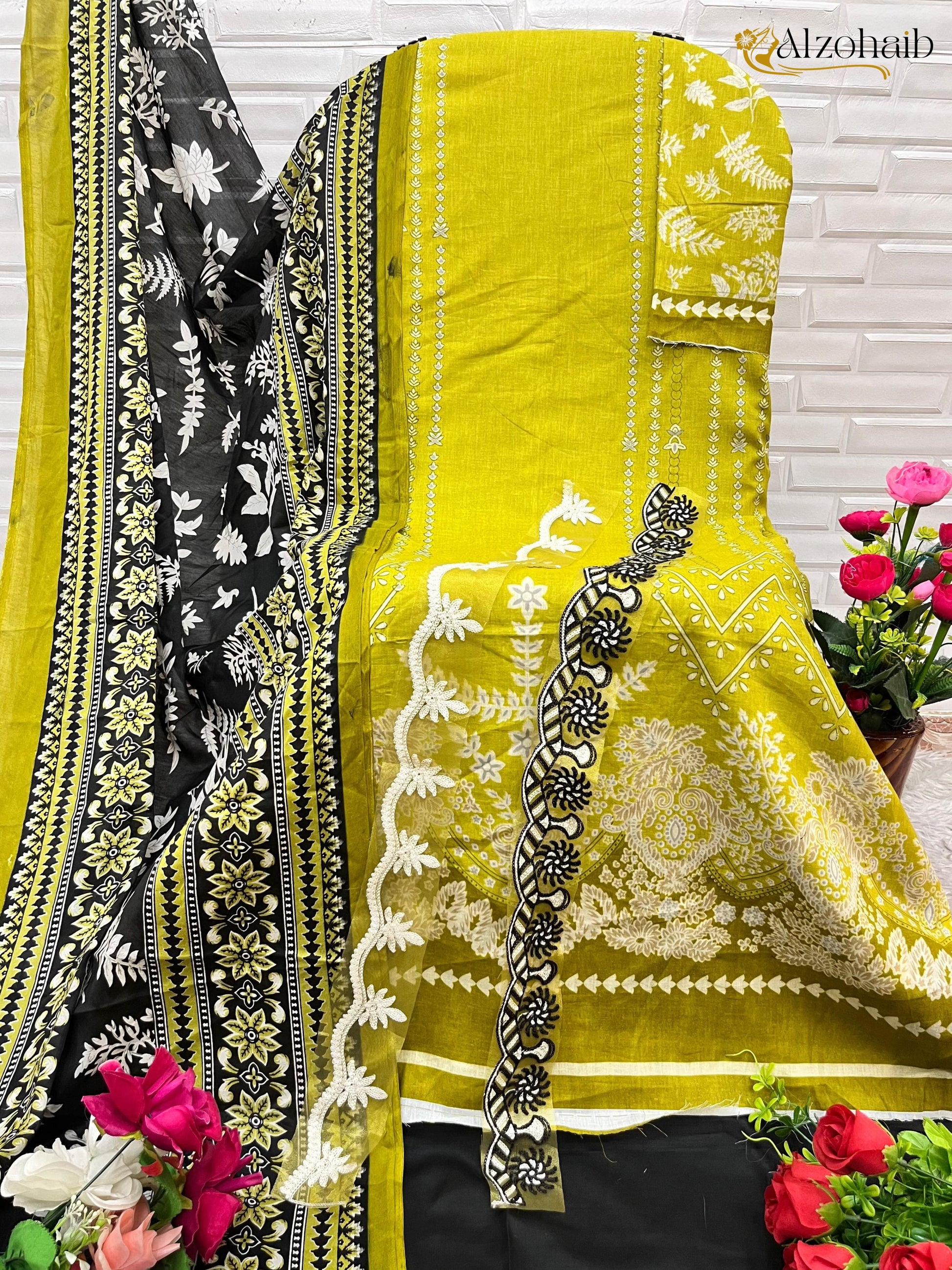 1093 Al Zohaib Semi Lawn Pakistani Patch Suits