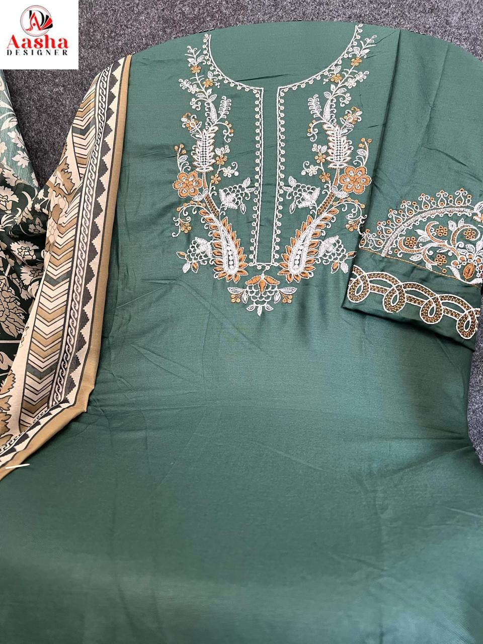 1156C Aasha Designer Heavy Rayon Pakistani Salwar Suits