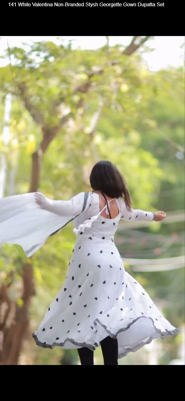 141 White Valentina Non-Branded Stysh Georgette Gown Dupatta Set