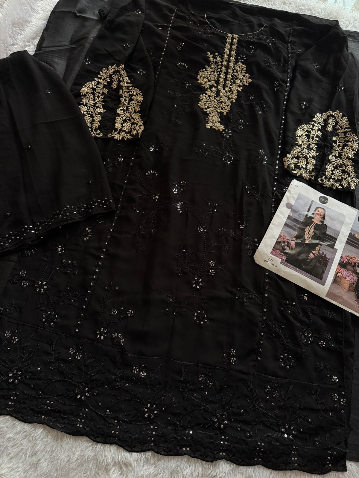 1437D Mehboob Tex Georgette Pakistani Salwar Suits