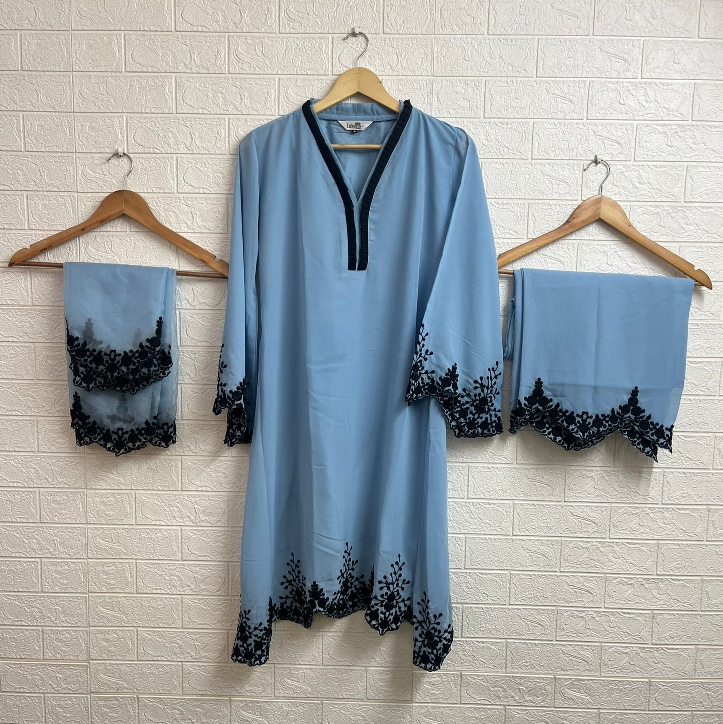 1439 Blue Laxuria Trendz Cutwork Pakistani Readymade Suits