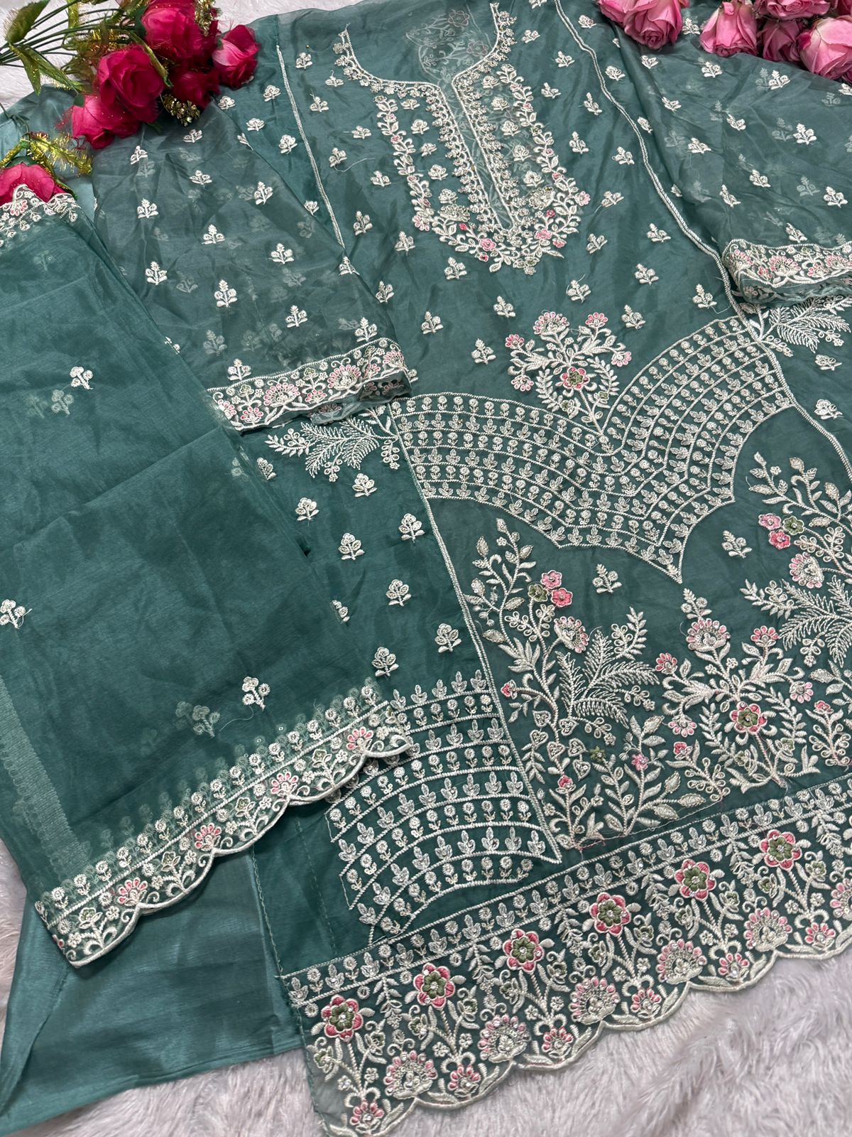 1440B Mehboob Tex Handwork Pakistani Salwar Suits