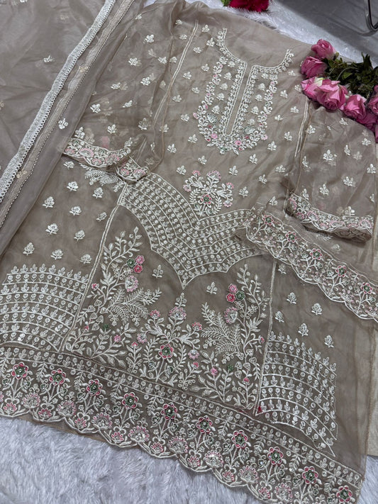 1440D Mehboob Tex Handwork Pakistani Salwar Suits