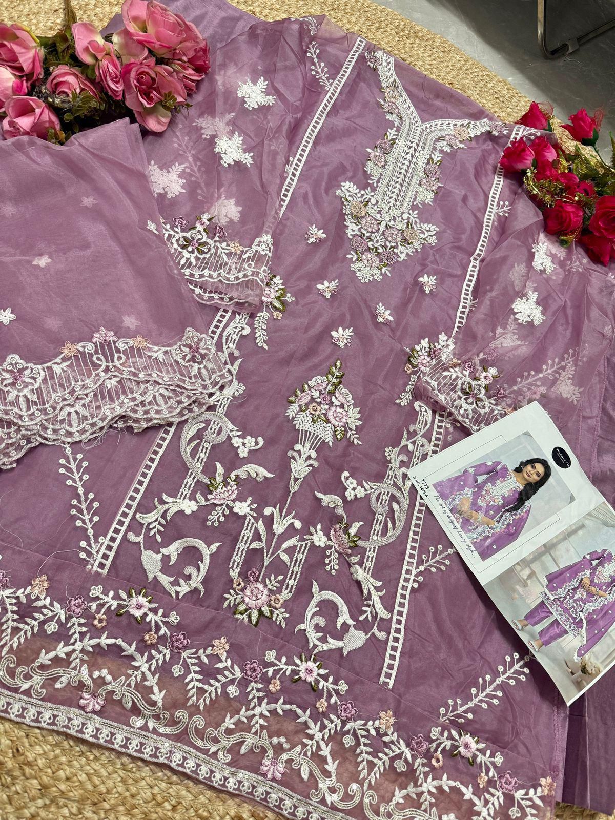 1479A Mehboob Tex Embroidery Work Pakistani Salwar Suits