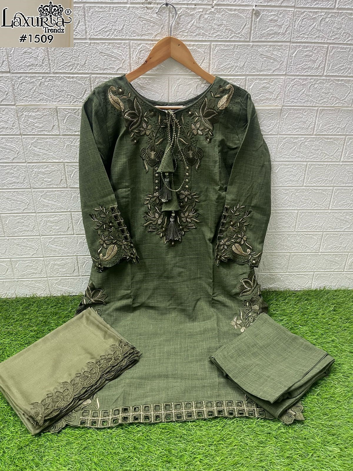 1509 Mehndi Laxuria Trendz Bsy Pakistani Readymade Suits