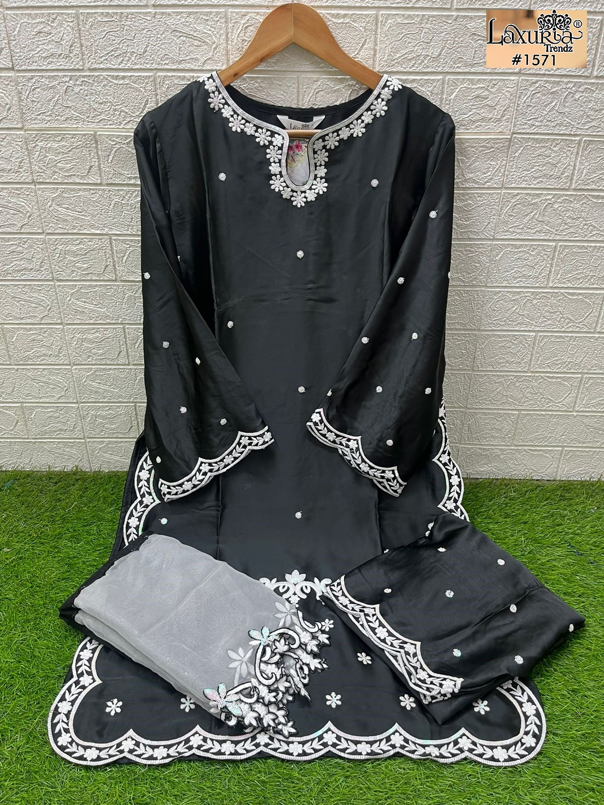 1571 Laxuria Trendz Satin Pakistani Readymade Suits