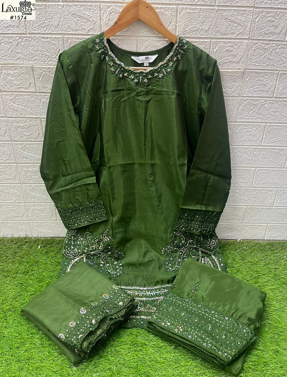 1574 Green Laxuria Trendz Ho Pakistani Readymade Suits