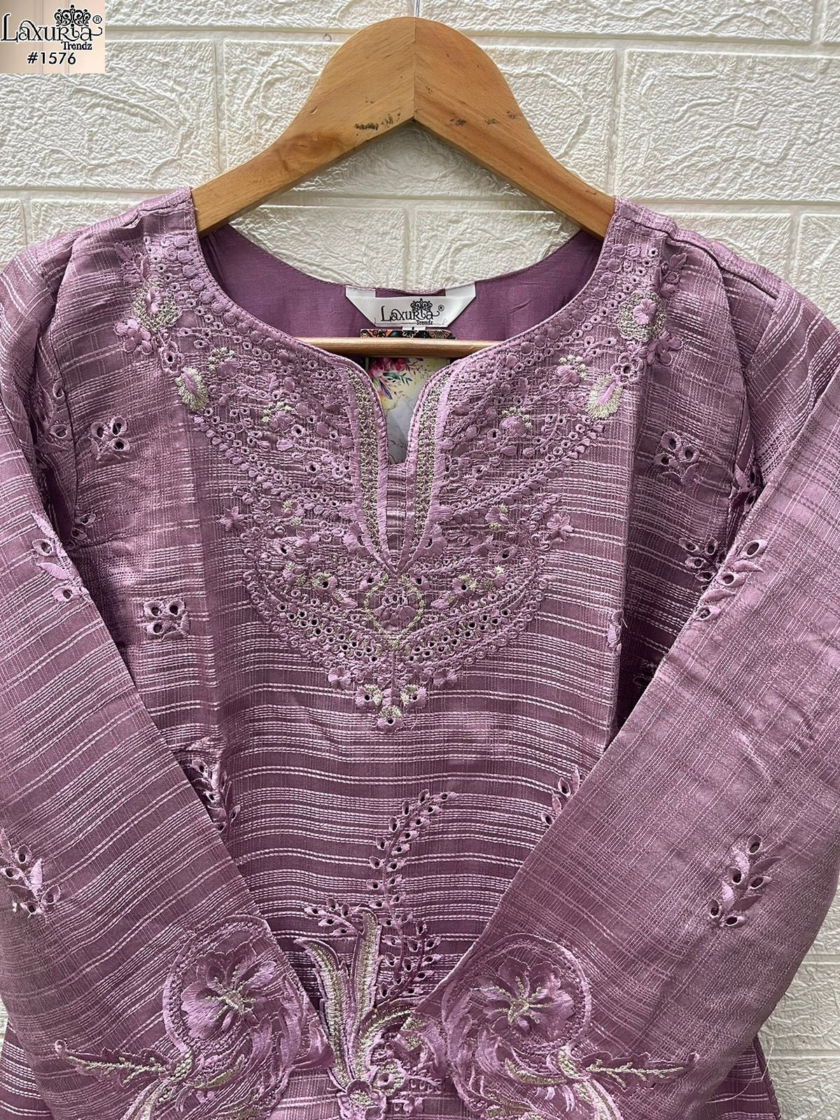 1576 Lavender Laxuria Trendz Torrento Slub Pakistani Readymade Suits