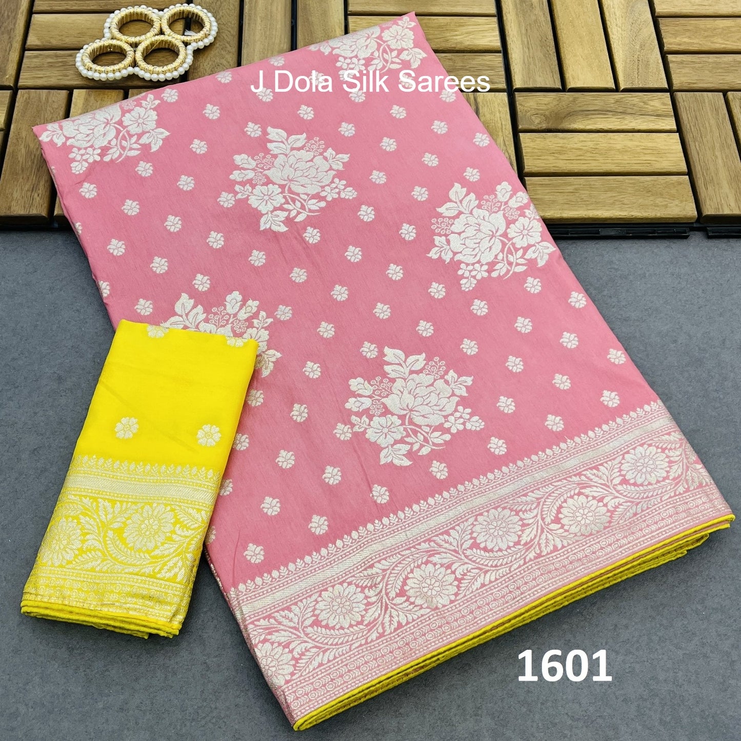 1601 J Dola Silk Sarees
