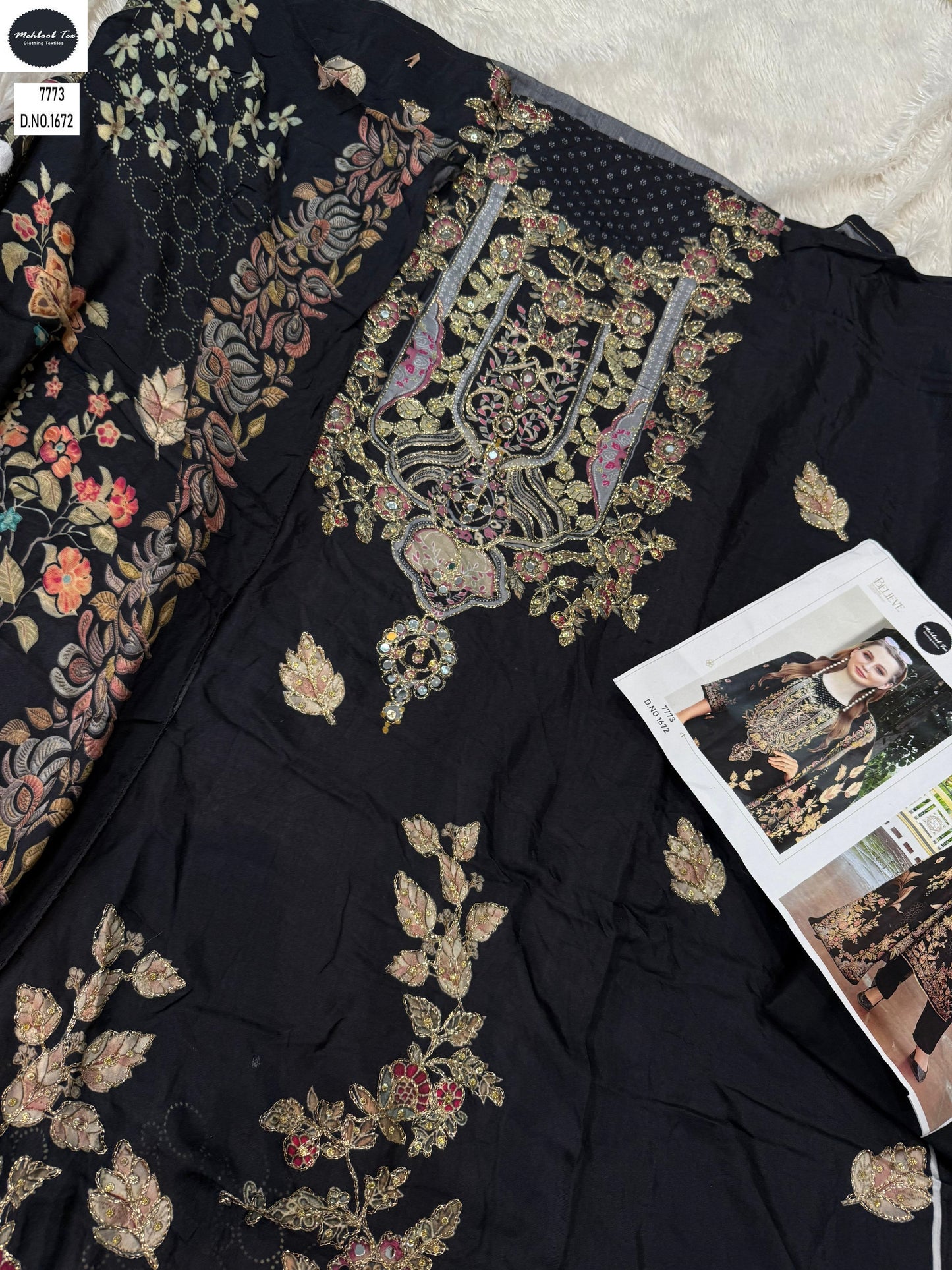 1672 Mehboob Tex Printed Karachi Unstitched Suits