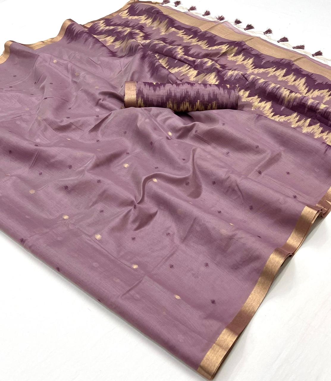 18002 Kaloma Rajbeer Weaving Sarees