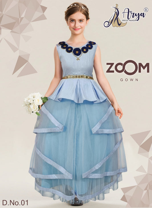 Zoom 01 Adm Girls Gown