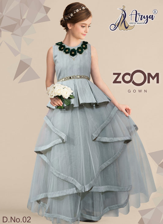 Zoom 02 Adm Girls Gown