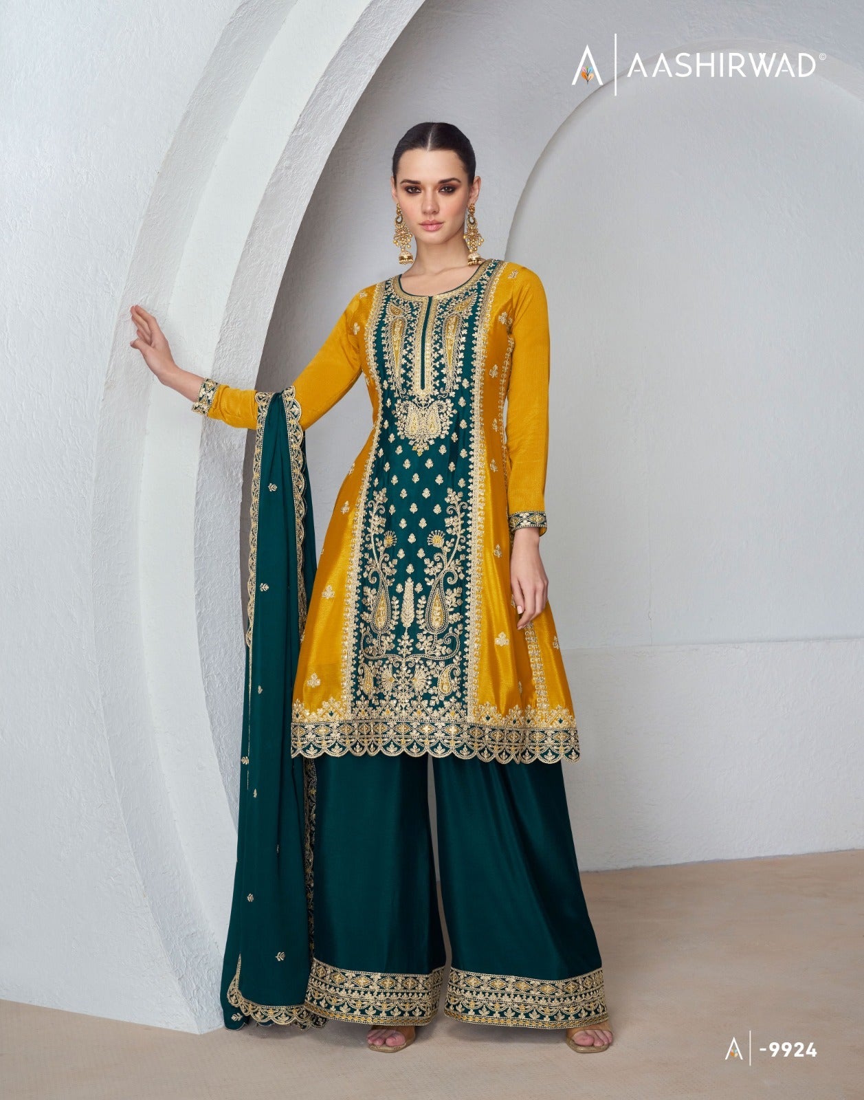 9924 Shanaya Aashirwad Creation Readymade Suits