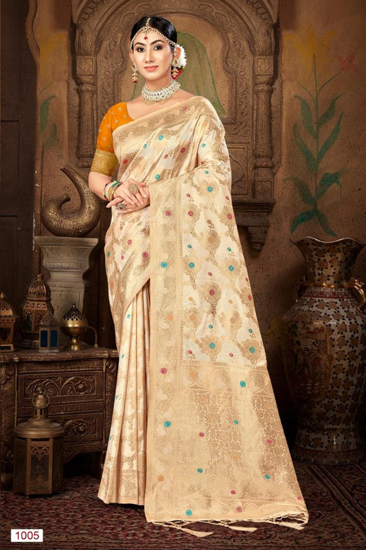 1005 Pavitra Bunawat Sarees