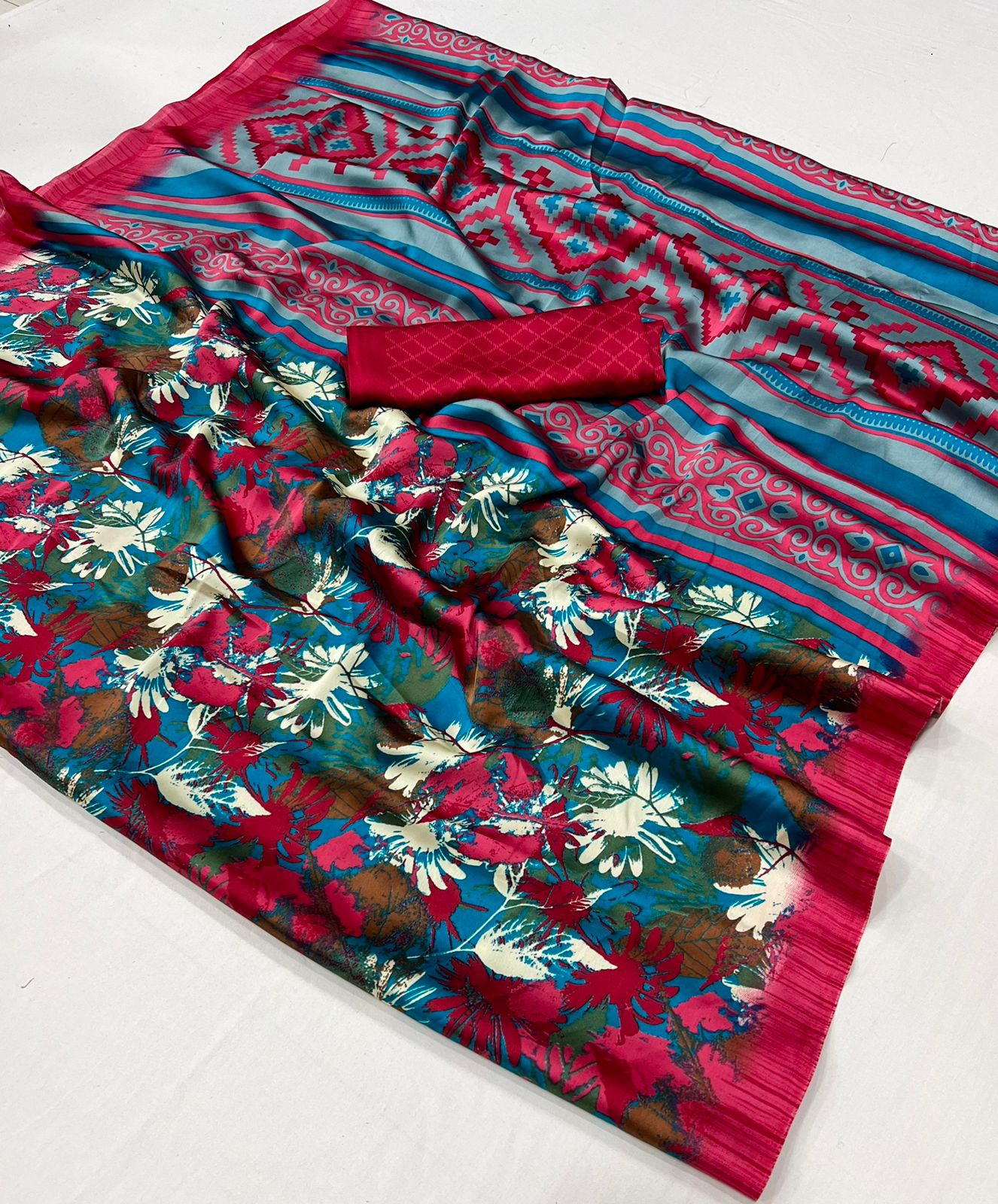 396004 Kazule Rajtex Satin Sarees