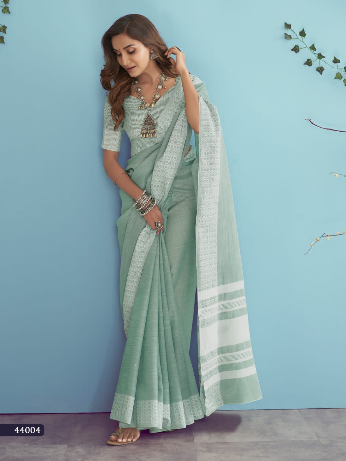 44004 Aarzoo Rajpath Sarees