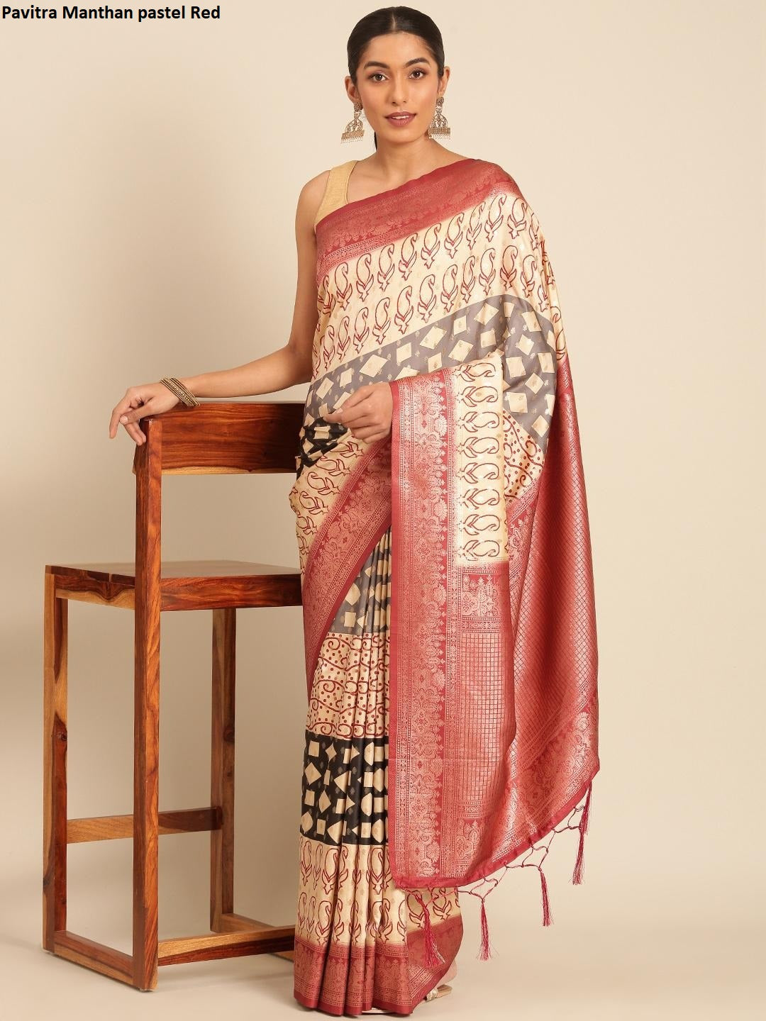 Pavitra Manthan Pastel Red Bunawat Sarees
