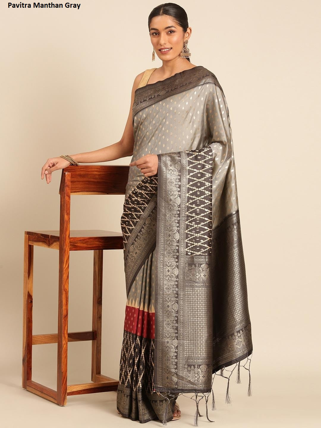 Pavitra Manthan Gray Bunawat Sarees