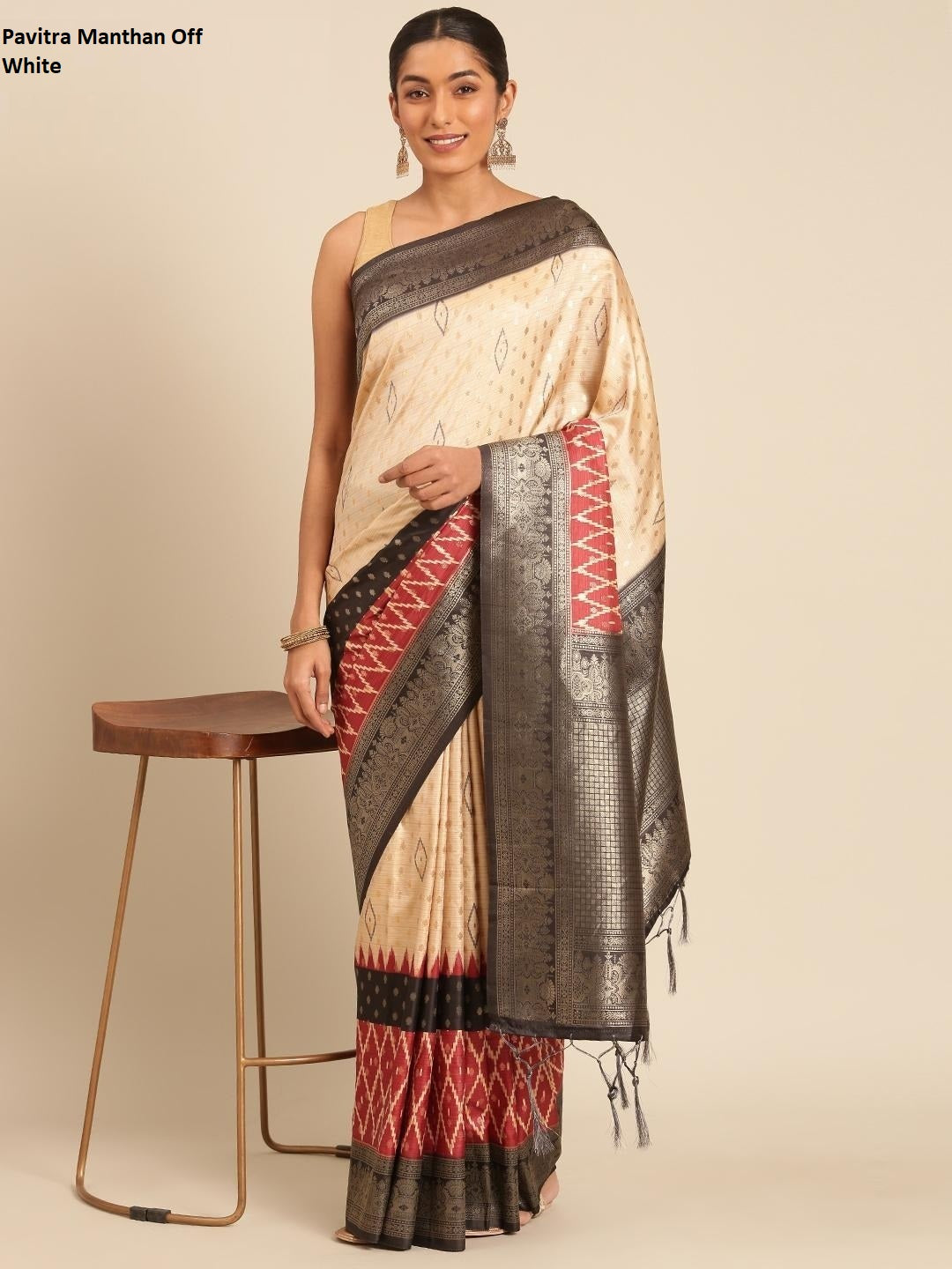 Pavitra Manthan Off White Bunawat Sarees
