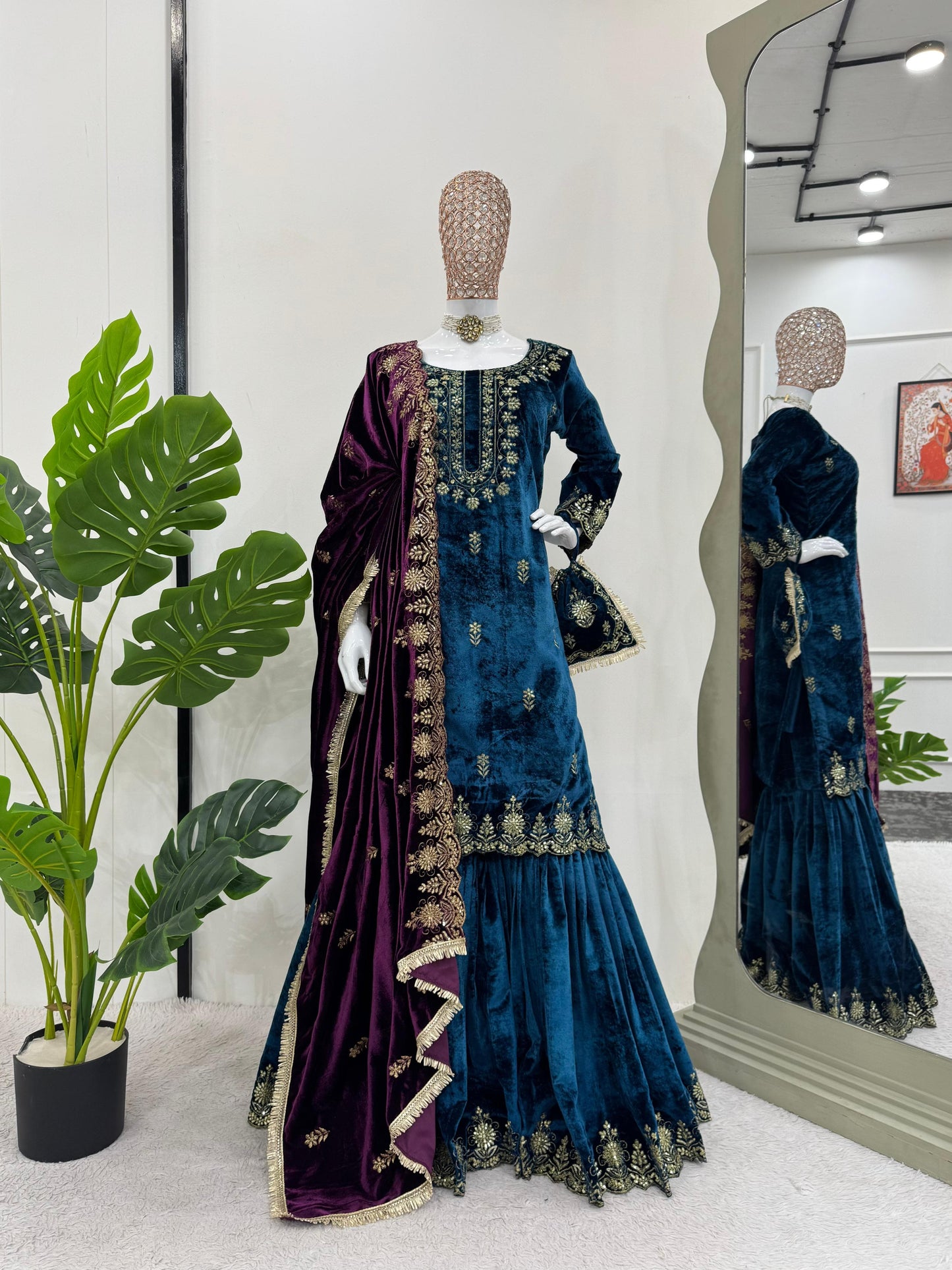 5778 Blue Aarohi Velvet Readymade Suits