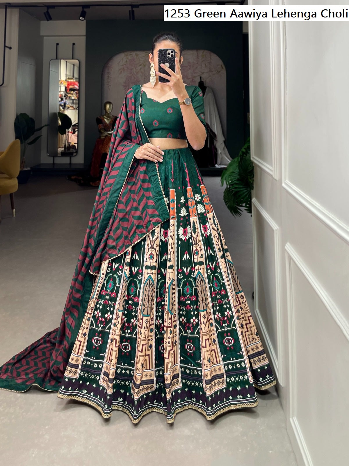 1253Green Aawiya Lehenga Choli