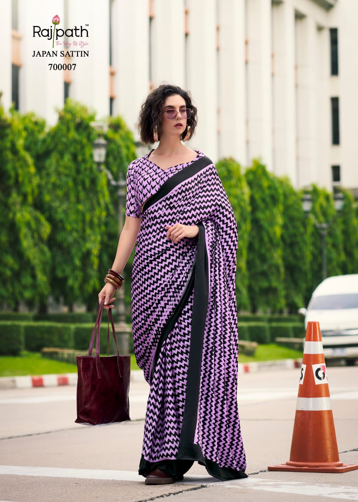 700007 Rare Rabbit Rajpath Japan Sattin Sarees