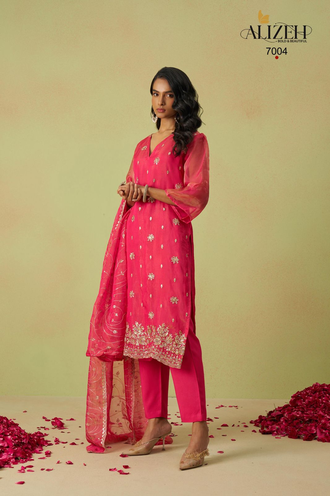 7004 Gulaabo Alizeh Shimmer Unstitched Suits